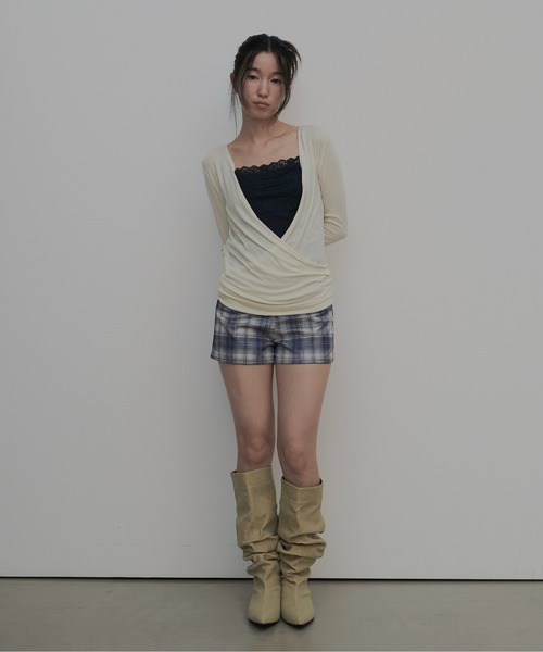 FEKETE(フェケテ)の「back zip-up compact shorts / タイトショートパンツ(その他パンツ・レディース・ブラック/ミント/ネイビー・LARGE/MEDIUM/SMALL)」の5枚目の写真