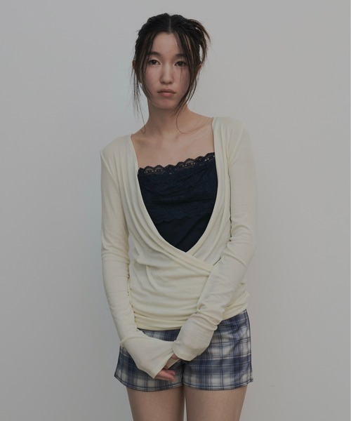 FEKETE(フェケテ)の「back zip-up compact shorts / タイトショートパンツ(その他パンツ・レディース・ブラック/ミント/ネイビー・LARGE/MEDIUM/SMALL)」の11枚目の写真