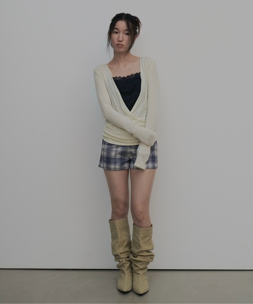 FEKETE(フェケテ)の「back zip-up compact shorts / タイトショートパンツ(その他パンツ・レディース・ブラック/ミント/ネイビー・LARGE/MEDIUM/SMALL)」の12枚目の写真
