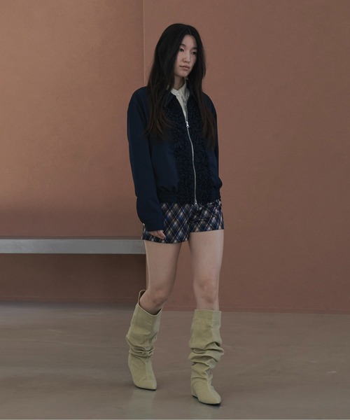 FEKETE(フェケテ)の「back zip-up compact shorts / タイトショートパンツ(その他パンツ・レディース・ブラック/ミント/ネイビー・LARGE/MEDIUM/SMALL)」の6枚目の写真