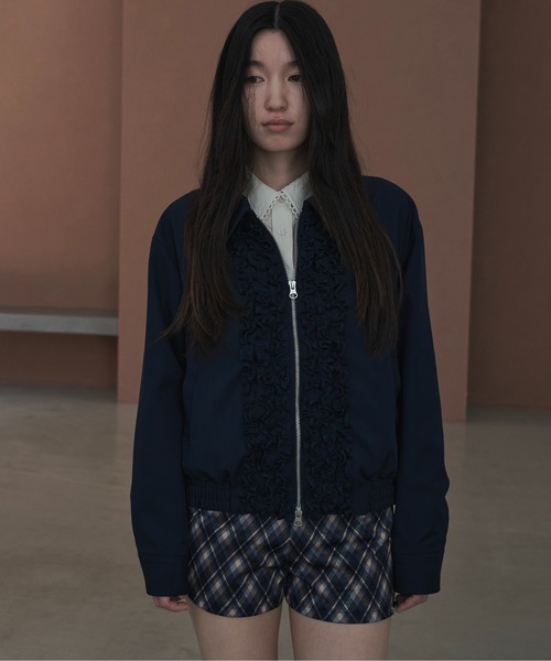 FEKETE(フェケテ)の「back zip-up compact shorts / タイトショートパンツ(その他パンツ・レディース・ブラック/ミント/ネイビー・LARGE/MEDIUM/SMALL)」の13枚目の写真