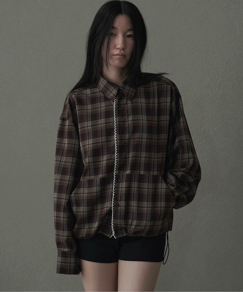 FEKETE(フェケテ)の「back zip-up compact shorts / タイトショートパンツ(その他パンツ・レディース・ブラック/ミント/ネイビー・LARGE/MEDIUM/SMALL)」の21枚目の写真