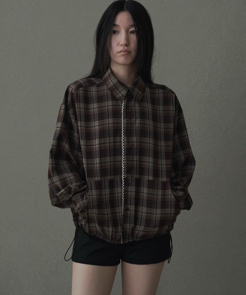 FEKETE(フェケテ)の「back zip-up compact shorts / タイトショートパンツ(その他パンツ・レディース・ブラック/ミント/ネイビー・LARGE/MEDIUM/SMALL)」の22枚目の写真