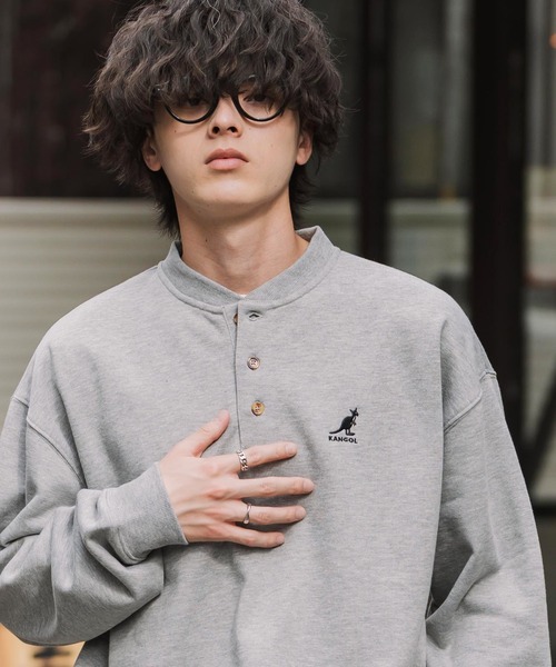 KANGOL(カンゴール)の「KANGOL カンゴール 別注コラボ オーバーサイズ裏起毛ワンポイントロゴ刺繍ヘンリーネックトレーナー(スウェット・メンズ・ピンク/チャコール/ブラウン/ネイビー/ホワイト/ブラック/杢グレー・L/M/XL)」の11枚目の写真
