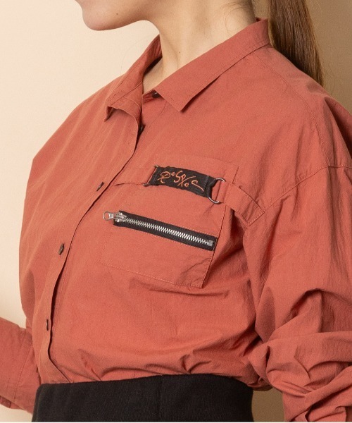 RESPEC(リスペック)の「タイプライター ロゴ刺繍デザインシャツ(シャツ/ブラウス・レディース・ネイビー/バーガンディー/オフホワイト・MEDIUM)」の16枚目の写真