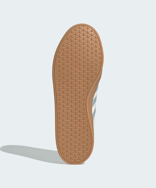 adidas（アディダス）の「VL コート クラシック / VL Court Classic / アディダス adidas（スニーカー・メンズ・ホワイト・23.0cm/23.5cm/24.0cm/24.5cm/25.0cm/25.5cm/26.0cm/26.5cm/27.0cm/27.5cm/28.0cm/28.5cm/29.0cm/29.5cm/22.5cm/22.0cm）」の3枚目の写真