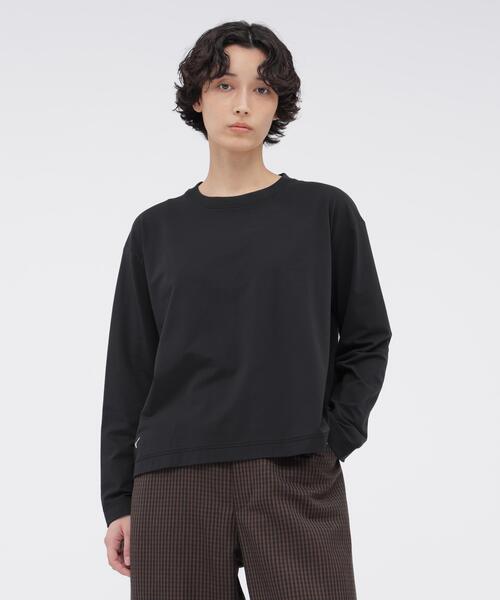 MARGARET HOWELL(マーガレットハウエル)の「POLYESTER COTTON HIGH GAUGE PIQUE JERSEY TOP(Tシャツ/カットソー・レディース・ベージュ系その他4/ネイビー系1・2)」の2枚目の写真