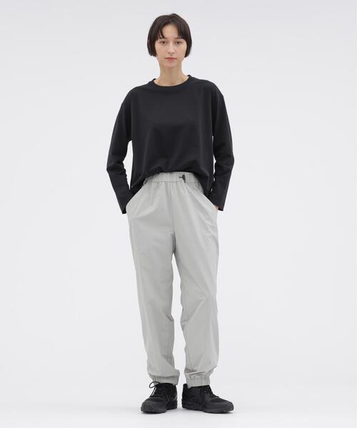 MARGARET HOWELL(マーガレットハウエル)の「POLYESTER COTTON HIGH GAUGE PIQUE JERSEY TOP(Tシャツ/カットソー・レディース・ベージュ系その他4/ネイビー系1・2)」の14枚目の写真