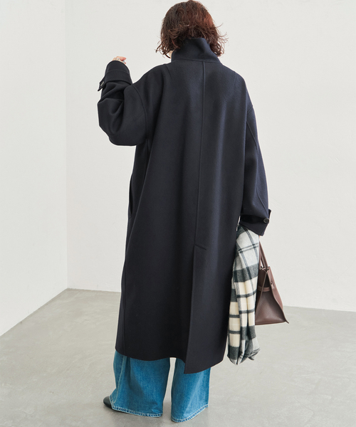 Spick & Span(スピックアンドスパン)の「スタンドカラーリバーロングコート(ノーカラーコート・レディース・チャコールグレー/ネイビー・38/36)」の20枚目の写真