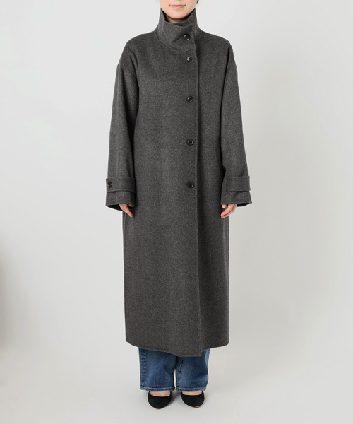 Spick & Span(スピックアンドスパン)の「スタンドカラーリバーロングコート(ノーカラーコート・レディース・チャコールグレー/ネイビー・38/36)」の22枚目の写真