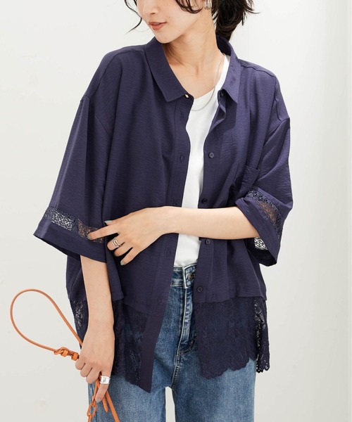 BELLUNA PLUS（ベルーナ）の「袖＆裾レースデザインブラウス（シャツ/ブラウス・レディース・ネイビー/アイボリー・LARGE/MEDIUM/X-LARGE）」の17枚目の写真