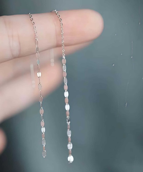 blackdia ocean(ブラックダイヤオーシャン)の「blackdia ocean ペタルチェーン ロングピアス S925(ピアス(両耳用)・レディース・シルバー/ゴールド・FREE)」の5枚目の写真