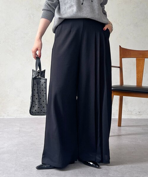 un dix cors(アンディコール)の「ジョーゼットサイドプリーツパンツ(その他パンツ・レディース・チャコールグレー/ブラック/モカ・FREE)」の7枚目の写真