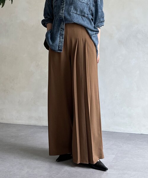 un dix cors(アンディコール)の「ジョーゼットサイドプリーツパンツ(その他パンツ・レディース・チャコールグレー/ブラック/モカ・FREE)」の22枚目の写真