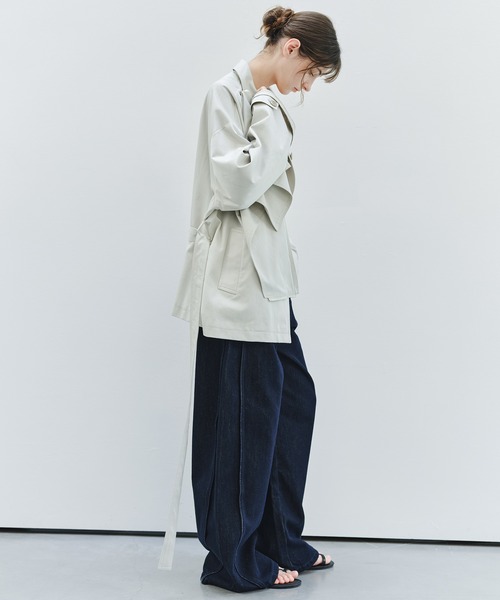 tageechita(タジチタ)の「【tageechita】スカーフ付き ベルトショートトレンチコート(ピーコート・レディース・ライトベージュ・S/M/L)」の16枚目の写真