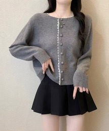 フレンチライク レーストリムくるみボタンショート丈ニットカーディガン