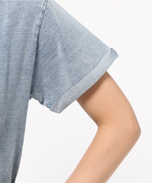 VENCEEXCHANGE（ヴァンスエクスチェンジ）の「インディゴケミカルVネックTシャツ（Tシャツ/カットソー・レディース・ブルー・MEDIUM）」の6枚目の写真