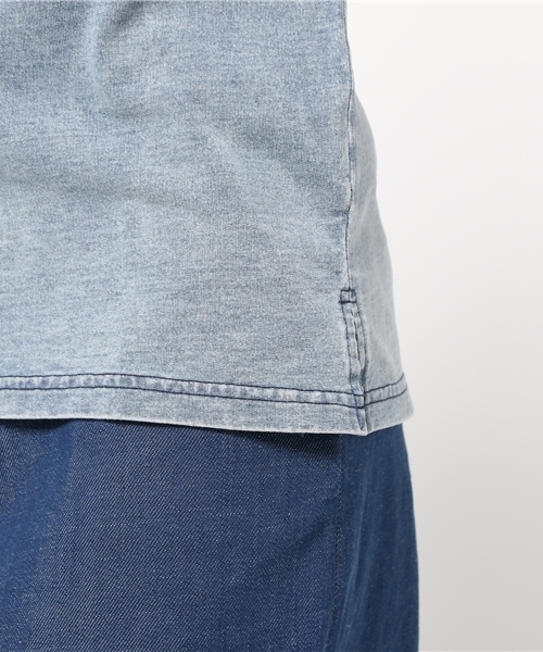 VENCEEXCHANGE（ヴァンスエクスチェンジ）の「インディゴケミカルVネックTシャツ（Tシャツ/カットソー・レディース・ブルー・MEDIUM）」の7枚目の写真