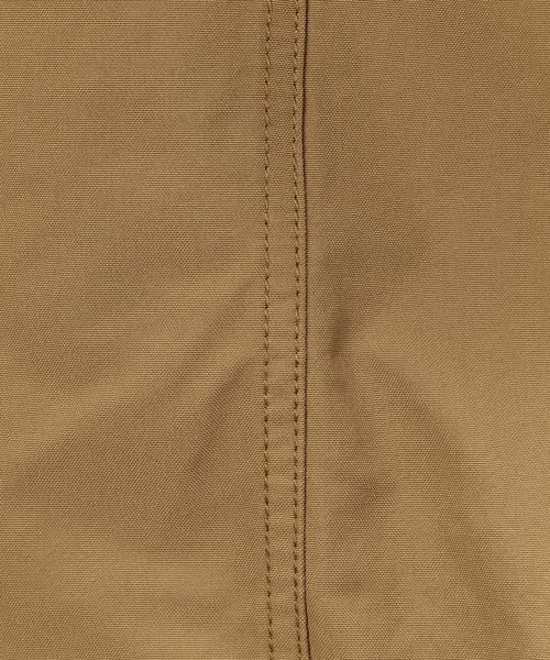 green label relaxing（グリーンレーベルリラクシング）の「○CB 2WAY MOUNTAIN パーカー◆（マウンテンパーカー・レディース・ベージュ/ネイビー・40/38）」の4枚目の写真