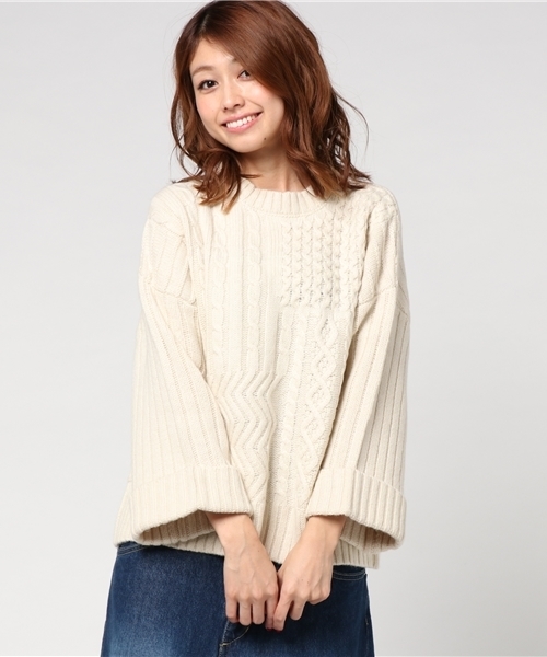 archives（アルシーヴ）の「ラム5G ケーブル編みプルオーバー（ニット/セーター・レディース・ベージュ/サックスブルー/オフホワイト・MEDIUM）」の12枚目の写真