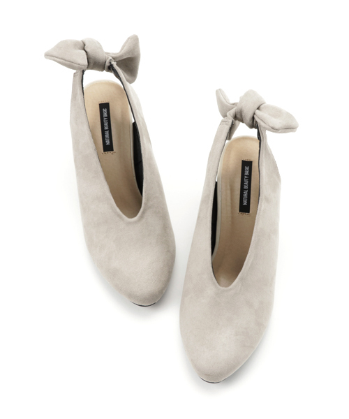 NATURAL BEAUTY BASIC（ナチュラルビューティーベーシック）の「バックストラップパンプス（パンプス・レディース・グレー/ネイビー・24.5cm/23.5cm/24.0cm/23.0cm）」の6枚目の写真