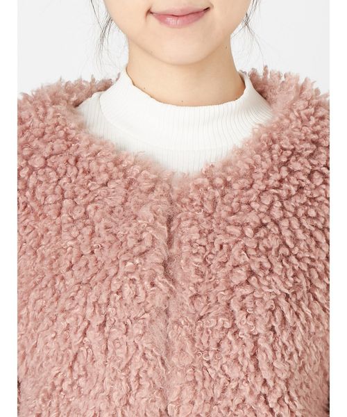 merry jenny（メリージェニー）の「ノーカラーエコファーコート（ブルゾン・レディース・ブラック/ピンク/ラベンダー・FREE）」の5枚目の写真