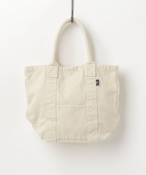 Daily russet（デイリー ラシット）の「製品染めフロントポケットトートバッグ(M)（トートバッグ・レディース・ホワイト/ライトブルー/ネイビー/カーキ/ピンク・FREE）」の2枚目の写真