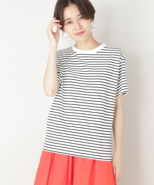 LOWRYS FARM（ローリーズファーム）の「ＵＳＡベーシックＴシャツ　783593 （Tシャツ/カットソー・レディース・ブラック/パープル/グレー/オフホワイト/オレンジ/ホワイト×ブラック・MEDIUM/LARGE）」の2枚目の写真