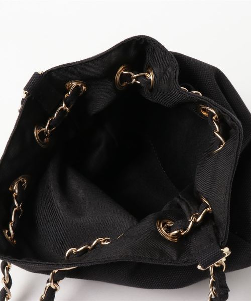 MOUSSY（マウジー）の「CHAIN MOTIF BAG（ショルダーバッグ・レディース・ブラウン/ブラック・FREE）」の3枚目の写真