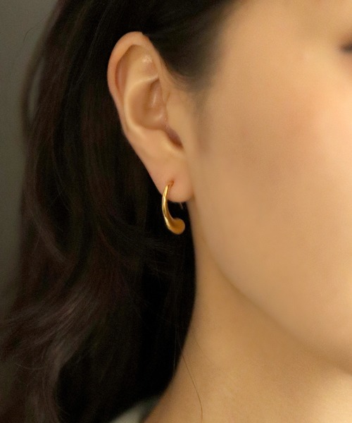 florist（フローリスト）の「10種展開小振りシンプルフープピアス（ピアス（両耳用）・レディース・ゴールド系その他2/シルバー系その他2/ゴールド系その他3/シルバー系その他3/ゴールド系その他5/その他16/シルバー系その他4/ゴールド系その他6/その他11/その他13/シルバー系その他5/ゴールド系その他7/その他15/シルバー系その他7/ゴールド系その他4/その他14/シルバー系その他6/その他12/その他10/その他9・FREE）」の19枚目の写真