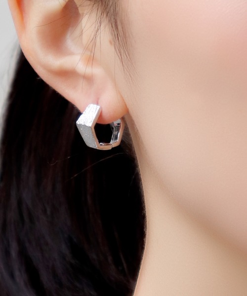 florist（フローリスト）の「10種展開小振りシンプルフープピアス（ピアス（両耳用）・レディース・ゴールド系その他2/シルバー系その他2/ゴールド系その他3/シルバー系その他3/ゴールド系その他5/その他16/シルバー系その他4/ゴールド系その他6/その他11/その他13/シルバー系その他5/ゴールド系その他7/その他15/シルバー系その他7/ゴールド系その他4/その他14/シルバー系その他6/その他12/その他10/その他9・FREE）」の5枚目の写真