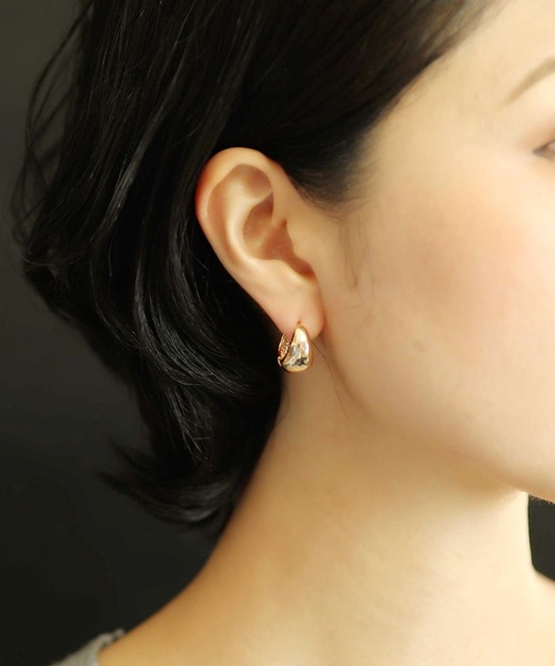 florist（フローリスト）の「10種展開小振りシンプルフープピアス（ピアス（両耳用）・レディース・ゴールド系その他2/シルバー系その他2/ゴールド系その他3/シルバー系その他3/ゴールド系その他5/その他16/シルバー系その他4/ゴールド系その他6/その他11/その他13/シルバー系その他5/ゴールド系その他7/その他15/シルバー系その他7/ゴールド系その他4/その他14/シルバー系その他6/その他12/その他10/その他9・FREE）」の12枚目の写真