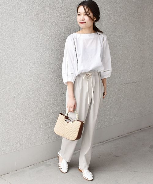 liflattie ships(リフラティ シップス)の「liflattie ships:ハシゴレースソリッドブラウス◇(シャツ/ブラウス・レディース・ホワイト/ライトグリーン・SMALL/MEDIUM)」の22枚目の写真