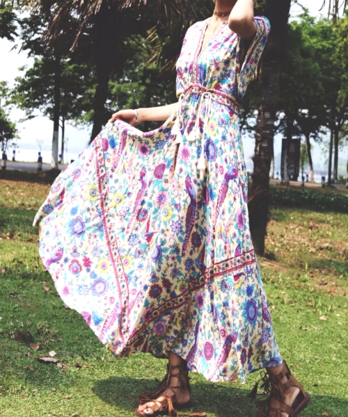 セール ボタニカルフラワープリント リゾートワンピースvsn Ama ワンピース Gossip ロサンゼルス ゴシップロサンゼルス のファッション通販 Zozotown