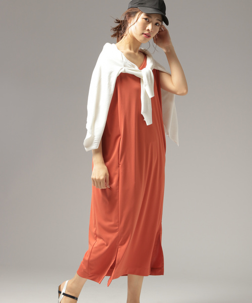 BAYFLOW（ベイフロー）の「Vネックノースリワンピース（ワンピース・レディース・アイボリー/ブラック/ワイン/ネイビー/ライトグレー/ブラウン/キャメル・SMALL/MEDIUM）」の20枚目の写真