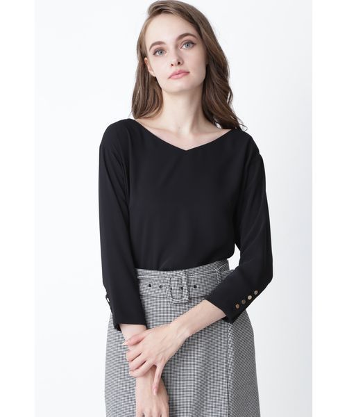 PINKY&DIANNE(ピンキーアンドダイアン)の「メタル釦スリーブマットサテンブラウス(シャツ/ブラウス)」|ブラック