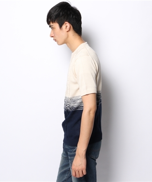 MORGAN HOMME（モルガンオム）の「ツートングラデーションハーフ（ニット/セーター・メンズ・ホワイト/アイボリー・LARGE/MEDIUM/AL）」の4枚目の写真