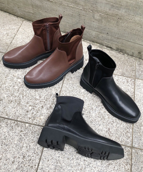 PAGEBOY(ページボーイ)の「ソックスショートブーツ(ブーツ・レディース・ブラック/ダークブラウン・MEDIUM/LARGE)」の1枚目の写真