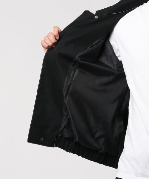 WEGO（ウィゴー）の「WEGO/【セットアップ対応商品】配色ステッチジャケット（デニムジャケット・メンズ・ブラック・MEDIUM/LARGE）」の4枚目の写真