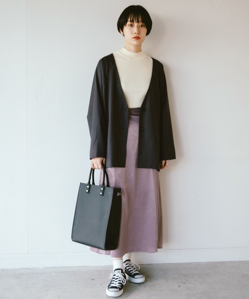 PAGEBOY(ページボーイ)の「セットアップ ドルマンジャケット(ノーカラージャケット・レディース・チャコールグレー/ベージュ/ターコイズブルー・FREE)」の5枚目の写真