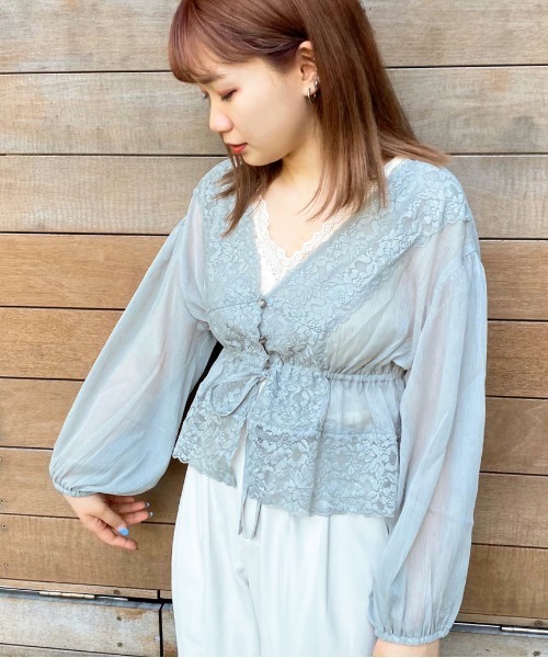 apres jour(アプレジュール)の「ラメシアーレースVブラウス【ZOZOTOWN限定アイテム】(シャツ/ブラウス・レディース・ミント/ラベンダー/オフホワイト・フリー)」の10枚目の写真