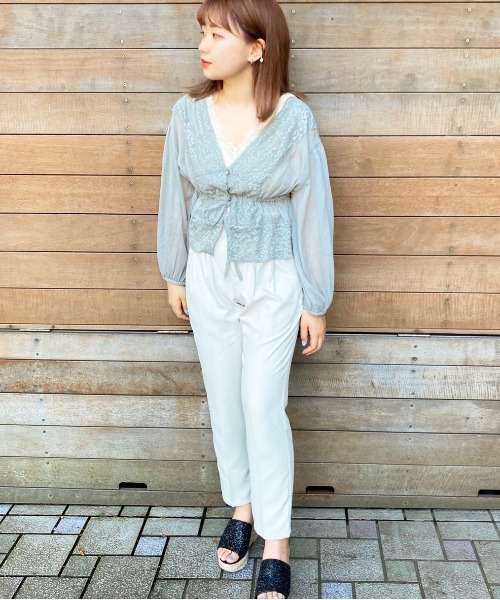 apres jour(アプレジュール)の「ラメシアーレースVブラウス【ZOZOTOWN限定アイテム】(シャツ/ブラウス・レディース・ミント/ラベンダー/オフホワイト・フリー)」の14枚目の写真