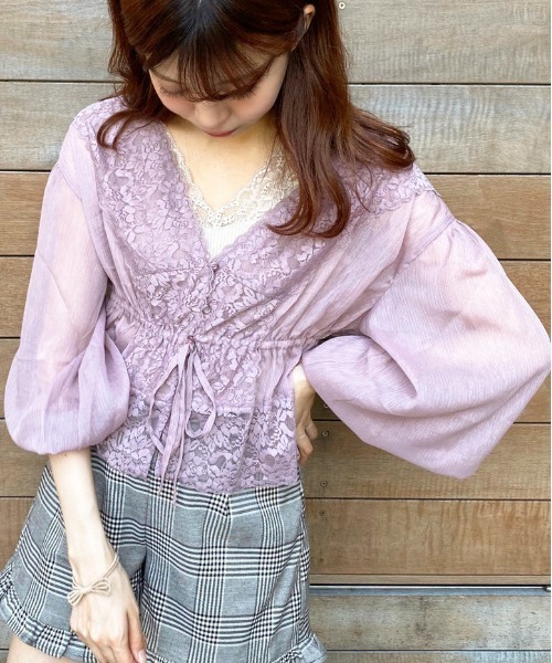 apres jour(アプレジュール)の「ラメシアーレースVブラウス【ZOZOTOWN限定アイテム】(シャツ/ブラウス・レディース・ミント/ラベンダー/オフホワイト・フリー)」の15枚目の写真