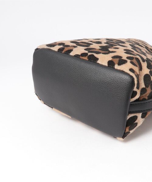 natural couture（ナチュラルクチュール）の「ハラコ風ミニトートバッグ（ショルダーバッグ・レディース・ベージュ/ブラウン/グリーン/ブラック系その他・FREE）」の5枚目の写真