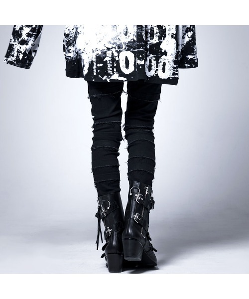 CIVARIZE（シヴァーライズ）の「『CIVARIZE』フリンジ切り替えスキニーパンツ（デニムパンツ・メンズ・ブラック・S/M/L）」の6枚目の写真