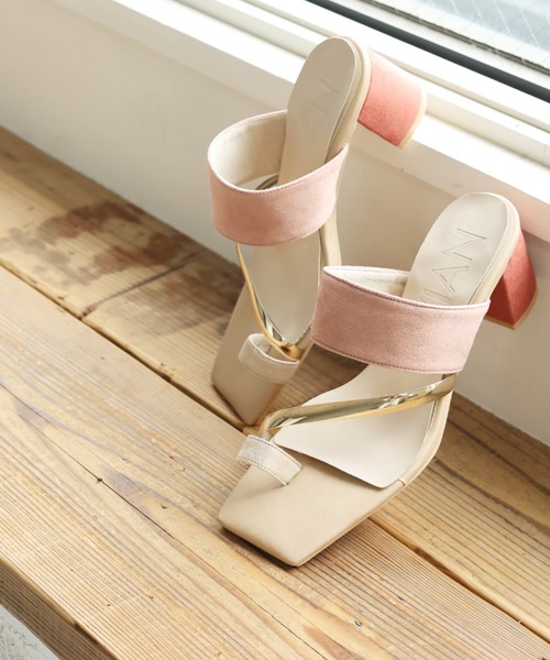 VIVIAN(ヴィヴィアン)の「スクエアトゥトリオカラー甲バンドトングサンダル(サンダル・レディース・ナチュラル/クリアブラック/ライトグレー/オリーブ×ブラック/ストーン/イエロー系その他4・S/M/LL/L)」の12枚目の写真