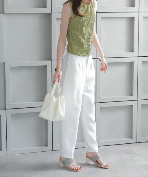 VIVIAN(ヴィヴィアン)の「スクエアトゥトリオカラー甲バンドトングサンダル(サンダル・レディース・ナチュラル/クリアブラック/ライトグレー/オリーブ×ブラック/ストーン/イエロー系その他4・S/M/LL/L)」の15枚目の写真