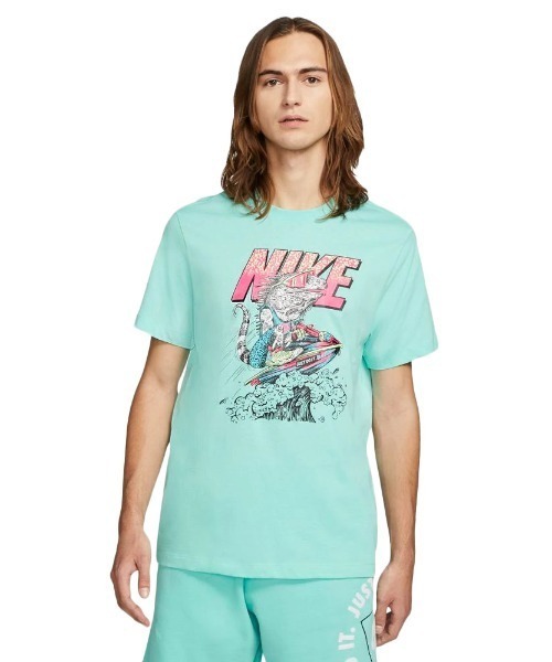 NIKE(ナイキ)の「NIKE/ナイキ NSW ビーチジェットスキー SST 半袖Tシャツ DD1281-307(Tシャツ/カットソー・メンズ・ライトブルー・M/XL/L)」の4枚目の写真