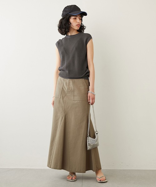 Whim Gazette（ウィムガゼット）の「WASHI ノースリプルオーバー（ニット/セーター・レディース・チャコールグレー/オレンジ/グリーン/ライトベージュ・FREE）」の11枚目の写真