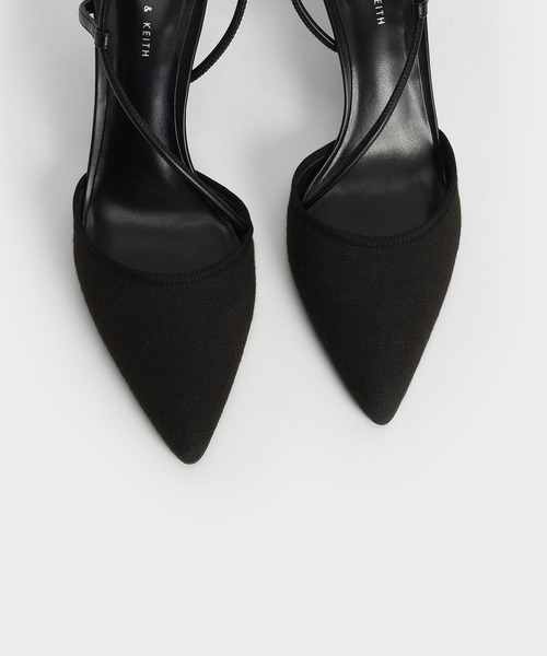 CHARLES & KEITH(チャールズ & キース)の「リネンアシンメトリックパンプス / Linen Asymmetric Pumps(パンプス・レディース・ライトブルー/ブラック/ベージュ・22.5cm/23cm/23.5cm/24.5cm/25cm/25.5cm)」の16枚目の写真